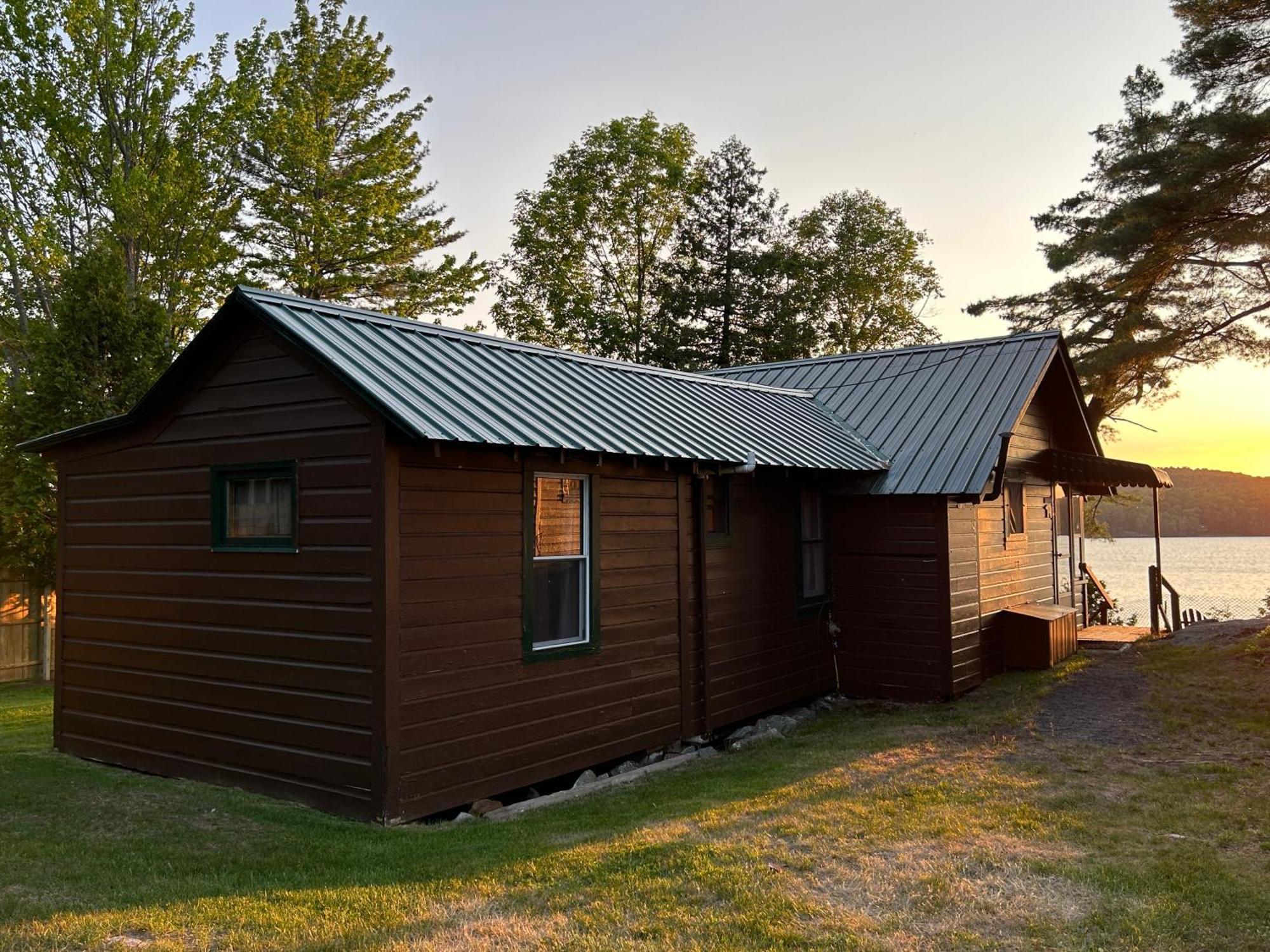 Paddler'S Rest Lakeside Cabins And Motel Long Lake Zewnętrze zdjęcie
